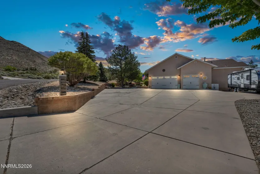 1340 Santa Cruz, Minden, Nevada 89423, 4 Bedrooms Bedrooms, ,3 BathroomsBathrooms,Residential,Residential,Santa Cruz,260004553