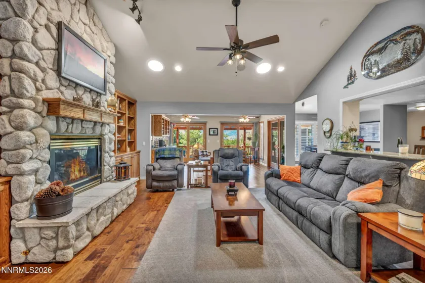 1340 Santa Cruz, Minden, Nevada 89423, 4 Bedrooms Bedrooms, ,3 BathroomsBathrooms,Residential,Residential,Santa Cruz,260004553