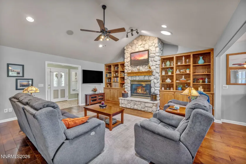 1340 Santa Cruz, Minden, Nevada 89423, 4 Bedrooms Bedrooms, ,3 BathroomsBathrooms,Residential,Residential,Santa Cruz,260004553