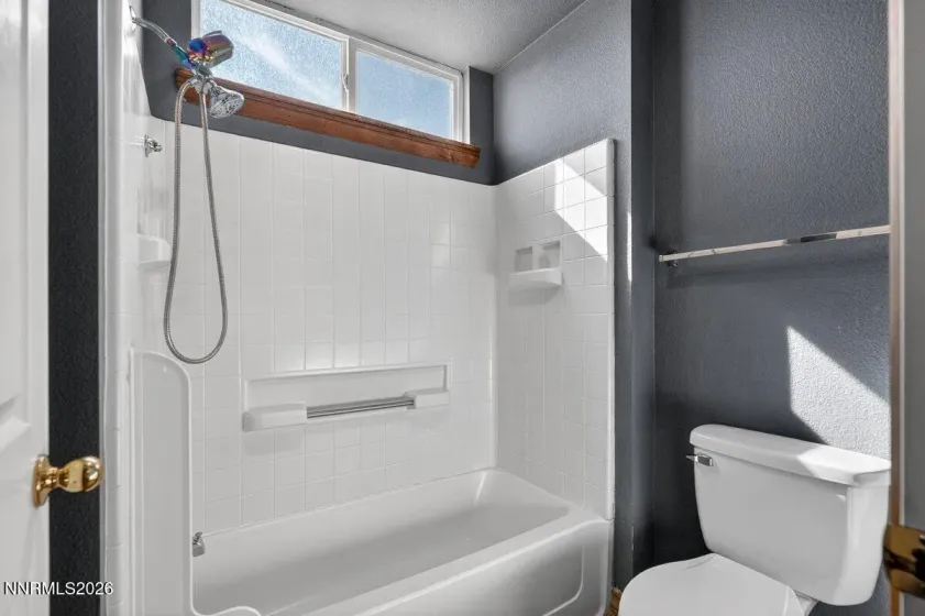 218 Poppy Hills, Fernley, Nevada 89408, 4 Bedrooms Bedrooms, ,3 BathroomsBathrooms,Residential,Residential,Poppy Hills,260004591