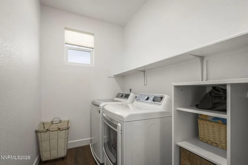 9338 Pond, Reno, Nevada 89506, 4 Bedrooms Bedrooms, ,3 BathroomsBathrooms,Residential,Residential,Pond,260004554