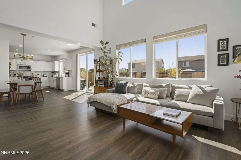 9338 Pond, Reno, Nevada 89506, 4 Bedrooms Bedrooms, ,3 BathroomsBathrooms,Residential,Residential,Pond,260004554