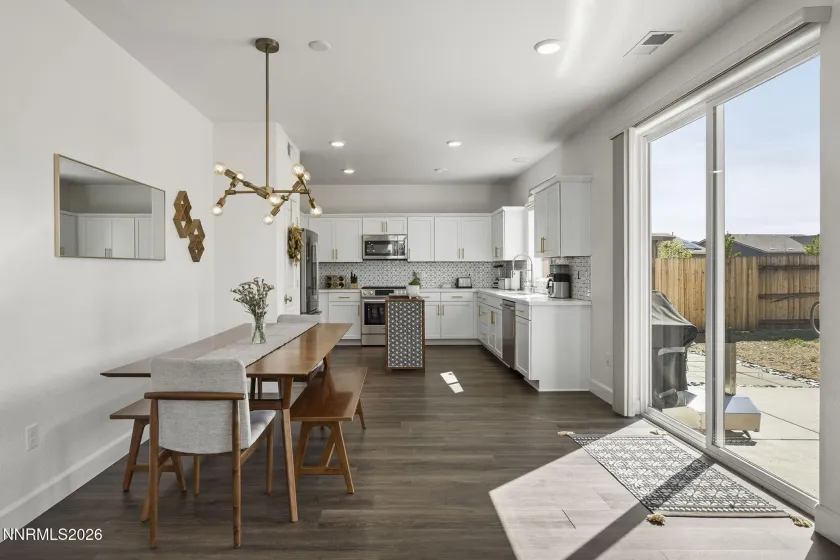 9338 Pond, Reno, Nevada 89506, 4 Bedrooms Bedrooms, ,3 BathroomsBathrooms,Residential,Residential,Pond,260004554