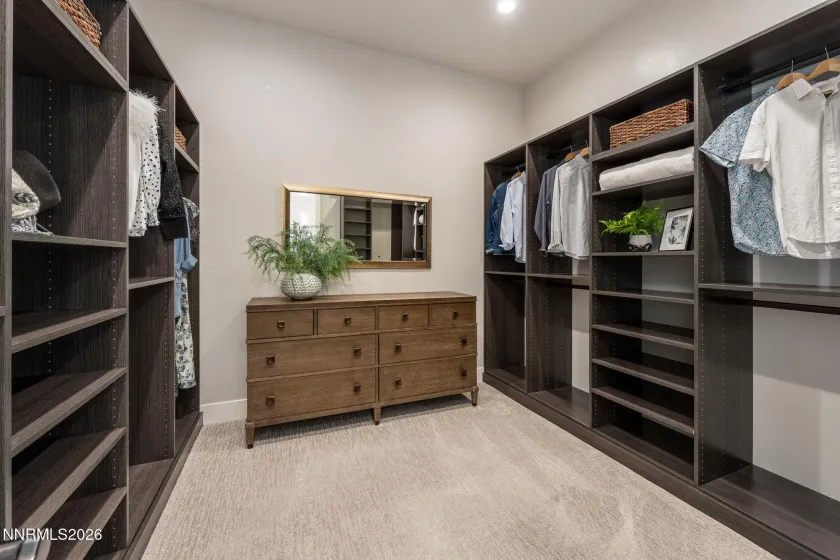 720 Marewood, Reno, Nevada 89509, 3 Bedrooms Bedrooms, ,4 BathroomsBathrooms,Residential,Residential,Marewood,260004557