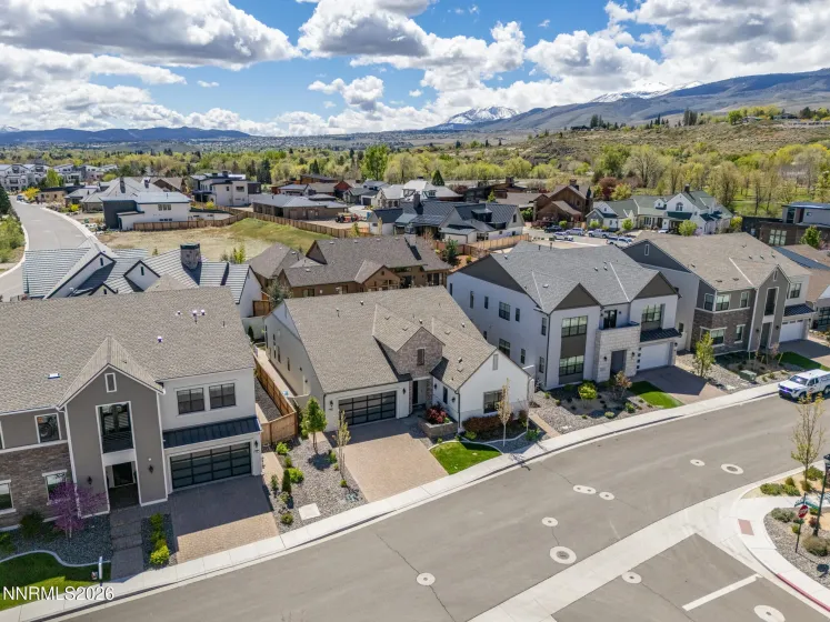 720 Marewood, Reno, Nevada 89509, 3 Bedrooms Bedrooms, ,4 BathroomsBathrooms,Residential,Residential,Marewood,260004557