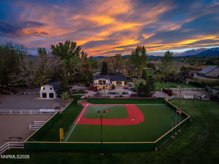 945 Monte Vista, Reno, Nevada 89511, 5 Bedrooms Bedrooms, ,4 BathroomsBathrooms,Residential,Residential,Monte Vista,260004564