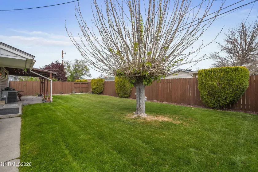 1360 Oxford, Sparks, Nevada 89431, 3 Bedrooms Bedrooms, ,2 BathroomsBathrooms,Residential,Residential,Oxford,260004583