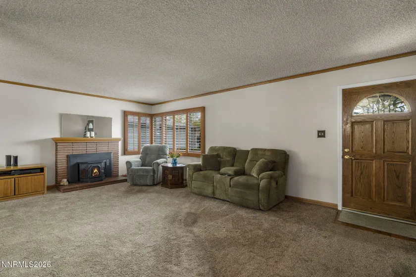 1360 Oxford, Sparks, Nevada 89431, 3 Bedrooms Bedrooms, ,2 BathroomsBathrooms,Residential,Residential,Oxford,260004583