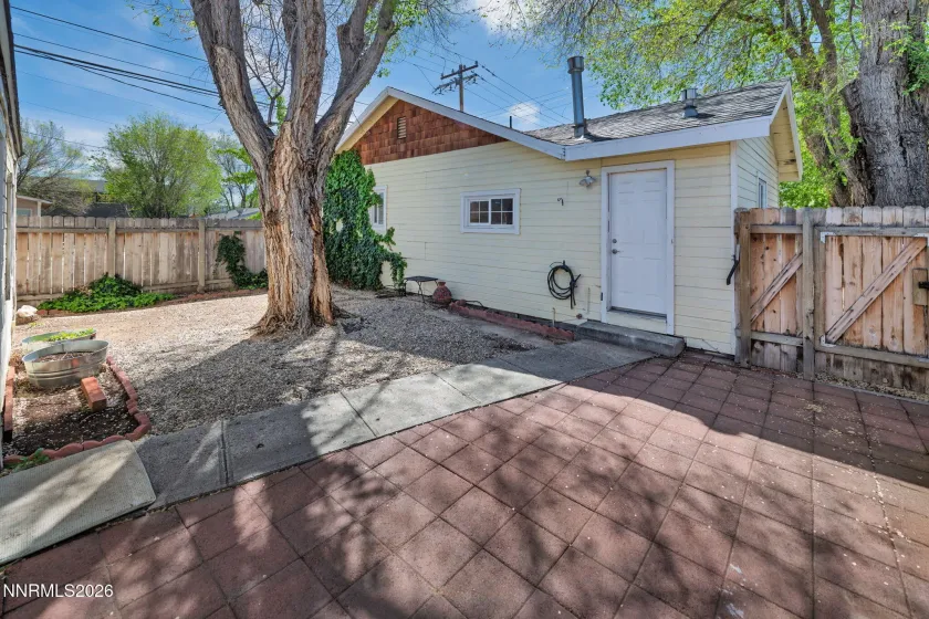 1702 Stewart, Carson City, Nevada 89706, 2 Bedrooms Bedrooms, ,1 BathroomBathrooms,Residential,Residential,Stewart,260004584