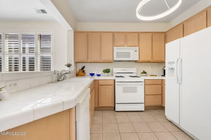 9761 Cattail, Reno, Nevada 89521, 2 Bedrooms Bedrooms, ,2 BathroomsBathrooms,Residential,Residential,Cattail,260004587