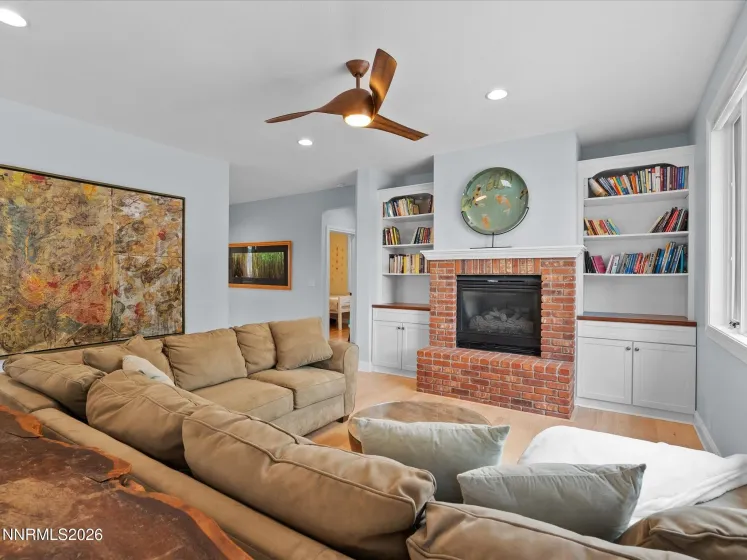 4591 Lynnfield, Reno, Nevada 89519, 4 Bedrooms Bedrooms, ,3 BathroomsBathrooms,Residential,Residential,Lynnfield,260004594