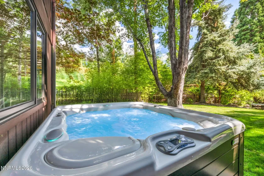 2040 Parkridge, Reno, Nevada 89509, 5 Bedrooms Bedrooms, ,4 BathroomsBathrooms,Residential,Residential,Parkridge,260004595