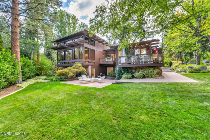 2040 Parkridge, Reno, Nevada 89509, 5 Bedrooms Bedrooms, ,4 BathroomsBathrooms,Residential,Residential,Parkridge,260004595