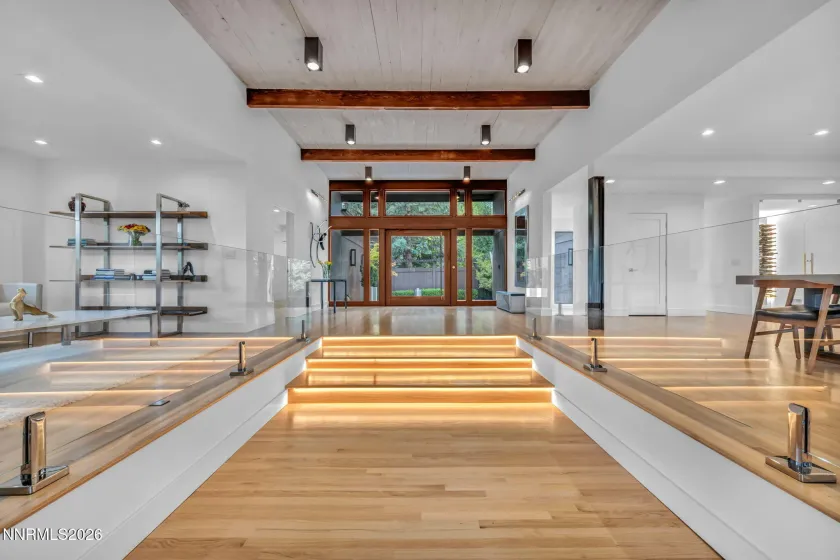 2040 Parkridge, Reno, Nevada 89509, 5 Bedrooms Bedrooms, ,4 BathroomsBathrooms,Residential,Residential,Parkridge,260004595