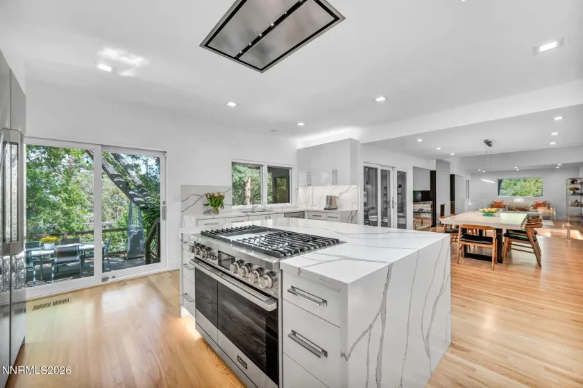 2040 Parkridge, Reno, Nevada 89509, 5 Bedrooms Bedrooms, ,4 BathroomsBathrooms,Residential,Residential,Parkridge,260004595