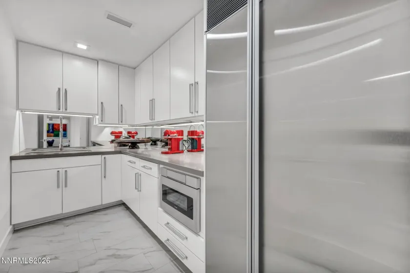 2040 Parkridge, Reno, Nevada 89509, 5 Bedrooms Bedrooms, ,4 BathroomsBathrooms,Residential,Residential,Parkridge,260004595