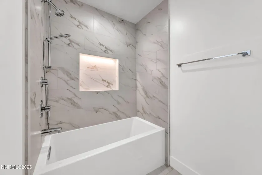 2040 Parkridge, Reno, Nevada 89509, 5 Bedrooms Bedrooms, ,4 BathroomsBathrooms,Residential,Residential,Parkridge,260004595