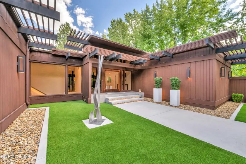 2040 Parkridge, Reno, Nevada 89509, 5 Bedrooms Bedrooms, ,4 BathroomsBathrooms,Residential,Residential,Parkridge,260004595