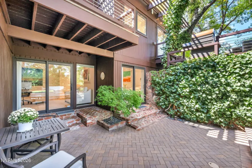 2040 Parkridge, Reno, Nevada 89509, 5 Bedrooms Bedrooms, ,4 BathroomsBathrooms,Residential,Residential,Parkridge,260004595