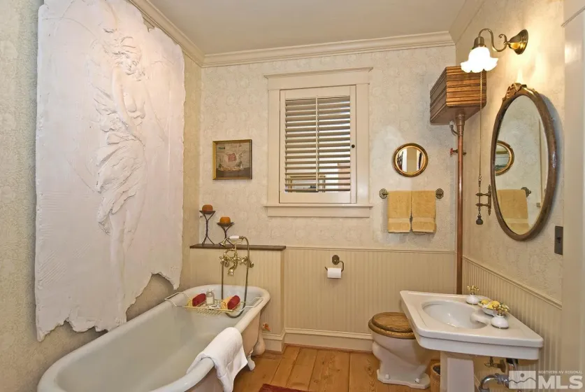 850 Sheridan, Gardnerville, Nevada 89460, 5 Bedrooms Bedrooms, ,3 BathroomsBathrooms,Residential,Residential,Sheridan,260004596