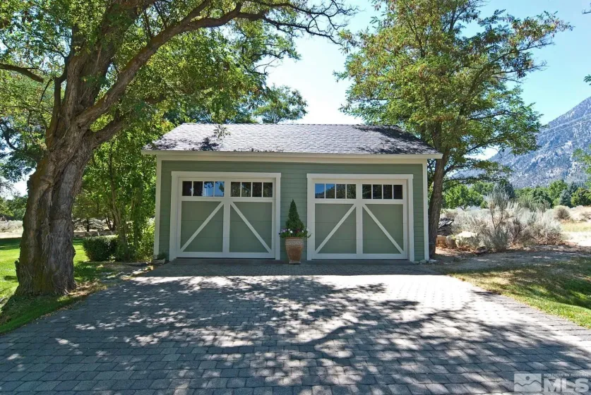 850 Sheridan, Gardnerville, Nevada 89460, 5 Bedrooms Bedrooms, ,3 BathroomsBathrooms,Residential,Residential,Sheridan,260004596