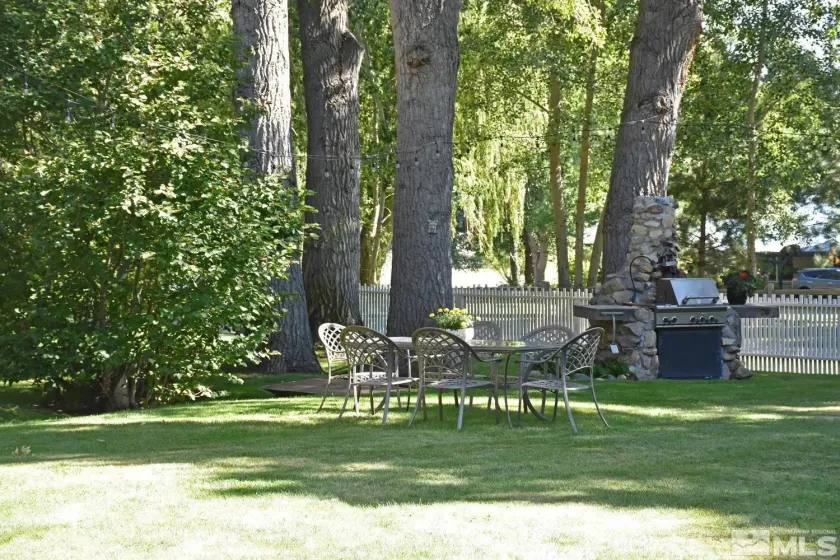 850 Sheridan, Gardnerville, Nevada 89460, 5 Bedrooms Bedrooms, ,3 BathroomsBathrooms,Residential,Residential,Sheridan,260004596