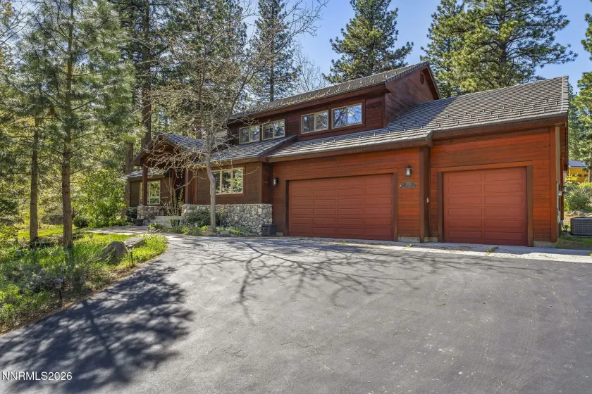 350 Yellow Pine, Reno, Nevada 89511, 4 Bedrooms Bedrooms, ,3 BathroomsBathrooms,Residential,Residential,Yellow Pine,260004597