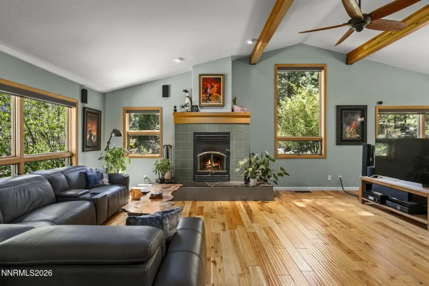 350 Yellow Pine, Reno, Nevada 89511, 4 Bedrooms Bedrooms, ,3 BathroomsBathrooms,Residential,Residential,Yellow Pine,260004597