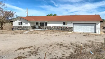 550 Wade, Fallon, Nevada 89406, 3 Bedrooms Bedrooms, ,2 BathroomsBathrooms,Residential,Residential,Wade,260004599 550 Wade, Fallon, Nevada 89406, 3 Bedrooms Bedrooms, ,2 BathroomsBathrooms,Residential,Residential,Wade,260004599