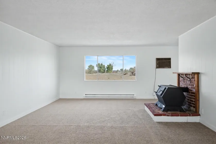 550 Wade, Fallon, Nevada 89406, 3 Bedrooms Bedrooms, ,2 BathroomsBathrooms,Residential,Residential,Wade,260004599