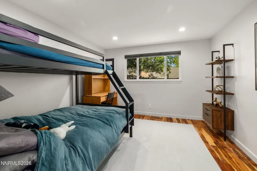 1200 Joshua, Reno, Nevada 89509, 4 Bedrooms Bedrooms, ,2 BathroomsBathrooms,Residential,Residential,Joshua,260004598