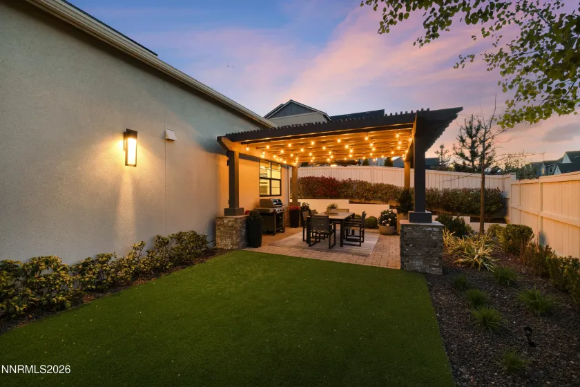 6101 Pleasant Oak, Reno, Nevada 89511, 4 Bedrooms Bedrooms, ,5 BathroomsBathrooms,Residential,Residential,Pleasant Oak,260004604