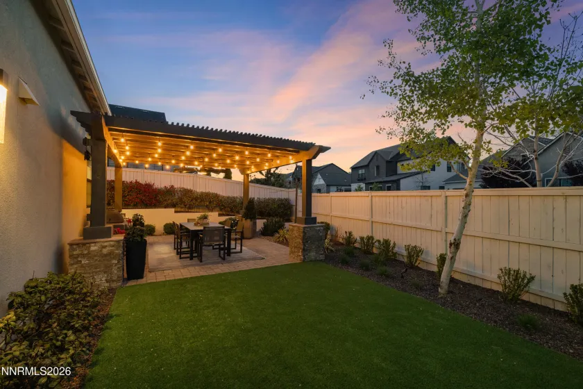 6101 Pleasant Oak, Reno, Nevada 89511, 4 Bedrooms Bedrooms, ,5 BathroomsBathrooms,Residential,Residential,Pleasant Oak,260004604