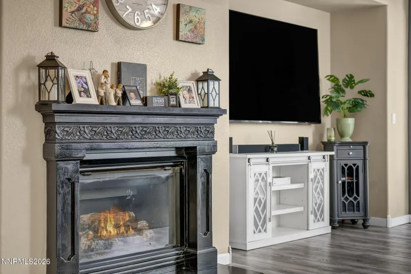 4160 Mystery, Sparks, Nevada 89436, 4 Bedrooms Bedrooms, ,3 BathroomsBathrooms,Residential,Residential,Mystery,260004567