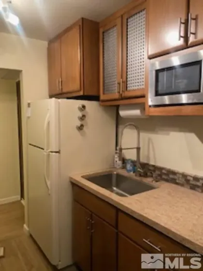 2955 Lakeside, Reno, Nevada 89509, 1 Bedroom Bedrooms, ,1 BathroomBathrooms,Residential,Residential,Lakeside,260004566