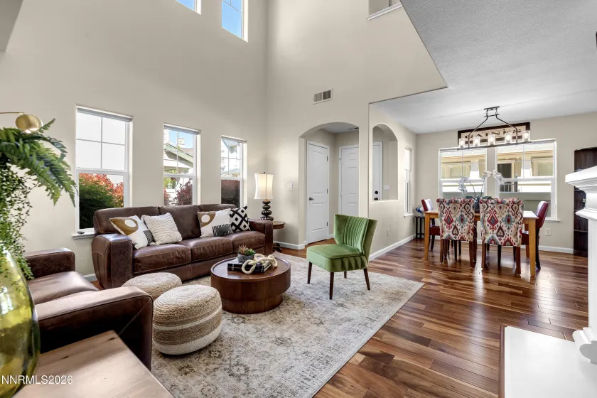 1642 Spring Hill, Reno, Nevada 89523, 4 Bedrooms Bedrooms, ,3 BathroomsBathrooms,Residential,Residential,Spring Hill,260004570