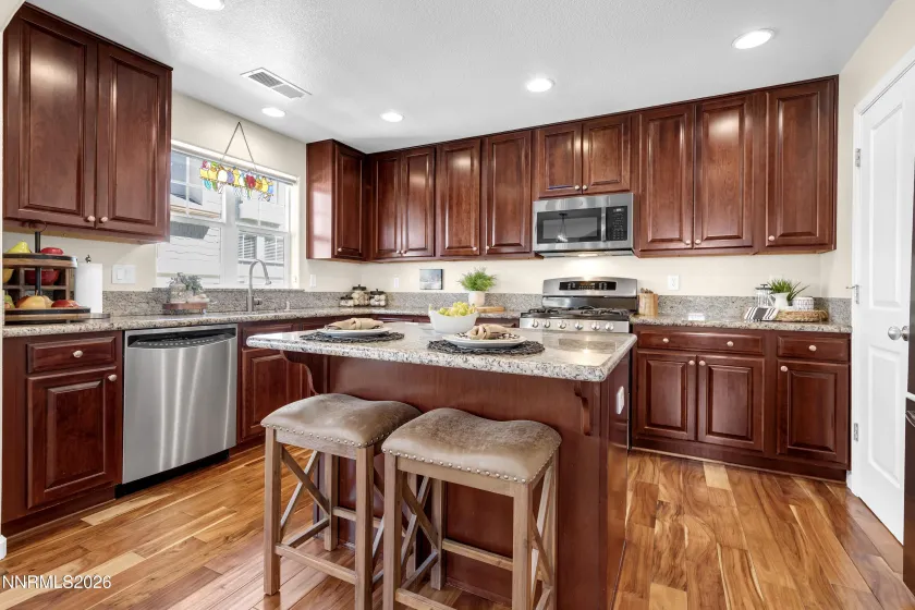 1642 Spring Hill, Reno, Nevada 89523, 4 Bedrooms Bedrooms, ,3 BathroomsBathrooms,Residential,Residential,Spring Hill,260004570