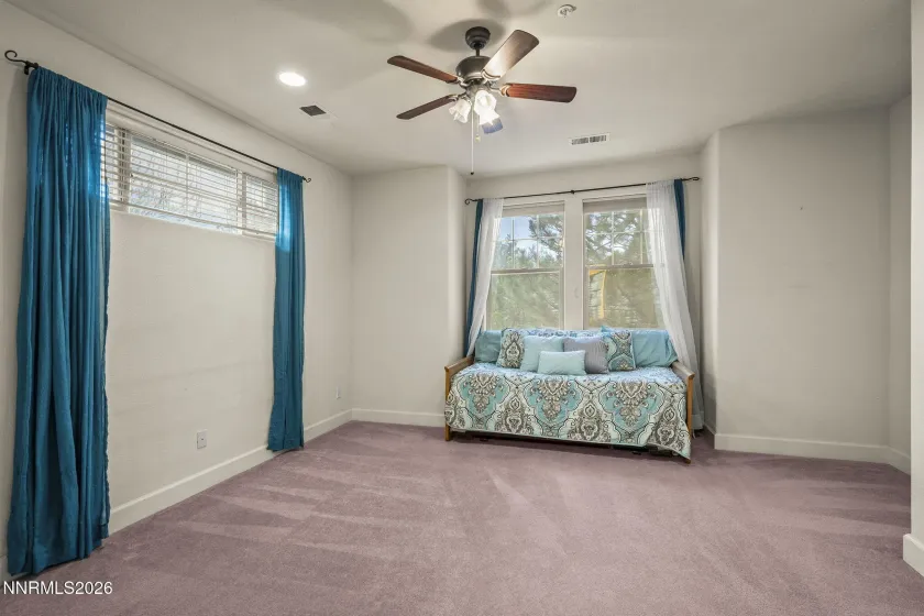 6516 Aston, Sparks, Nevada 89436, 3 Bedrooms Bedrooms, ,4 BathroomsBathrooms,Residential,Residential,Aston,260004573