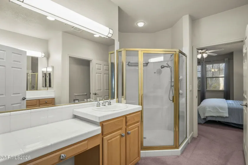 6516 Aston, Sparks, Nevada 89436, 3 Bedrooms Bedrooms, ,4 BathroomsBathrooms,Residential,Residential,Aston,260004573