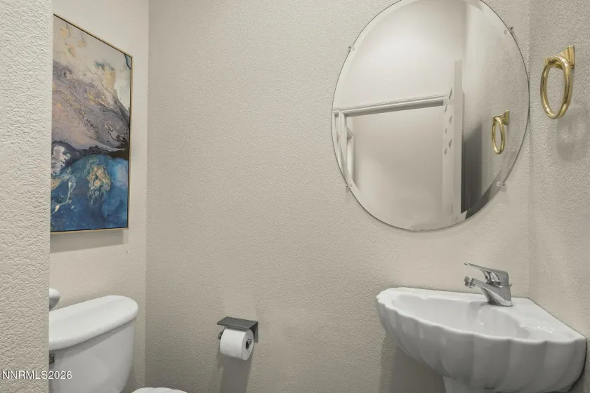 6516 Aston, Sparks, Nevada 89436, 3 Bedrooms Bedrooms, ,4 BathroomsBathrooms,Residential,Residential,Aston,260004573