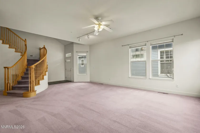 6516 Aston, Sparks, Nevada 89436, 3 Bedrooms Bedrooms, ,4 BathroomsBathrooms,Residential,Residential,Aston,260004573