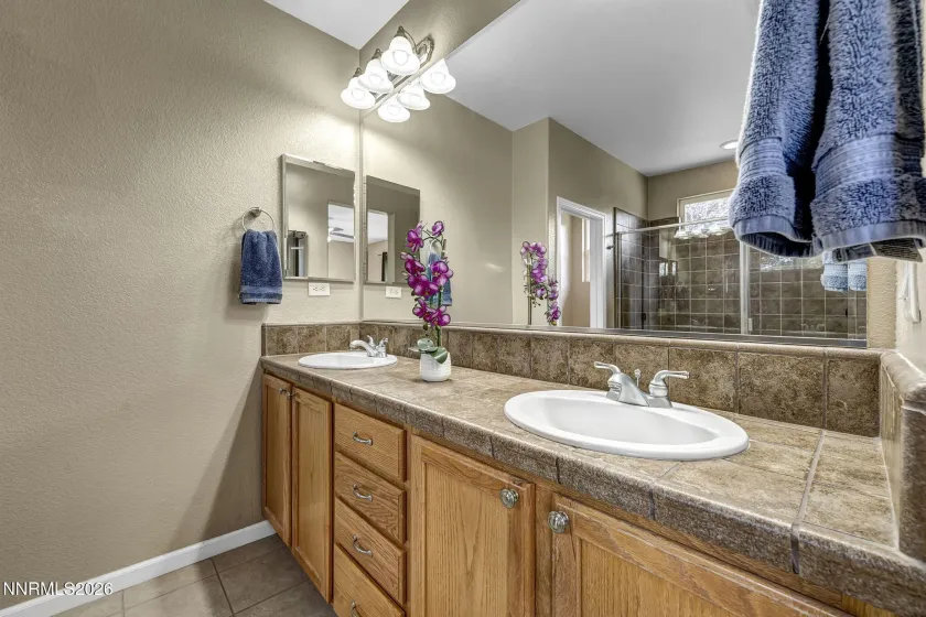 14010 Welsh Mountain, Reno, Nevada 89521, 4 Bedrooms Bedrooms, ,2 BathroomsBathrooms,Residential,Residential,Welsh Mountain,260004576