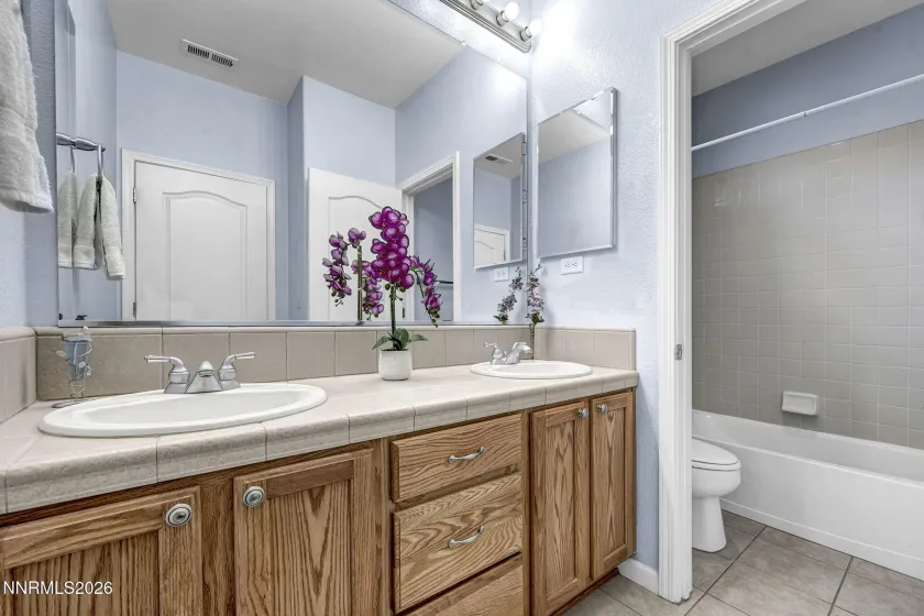 14010 Welsh Mountain, Reno, Nevada 89521, 4 Bedrooms Bedrooms, ,2 BathroomsBathrooms,Residential,Residential,Welsh Mountain,260004576