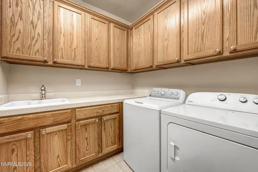 14010 Welsh Mountain, Reno, Nevada 89521, 4 Bedrooms Bedrooms, ,2 BathroomsBathrooms,Residential,Residential,Welsh Mountain,260004576