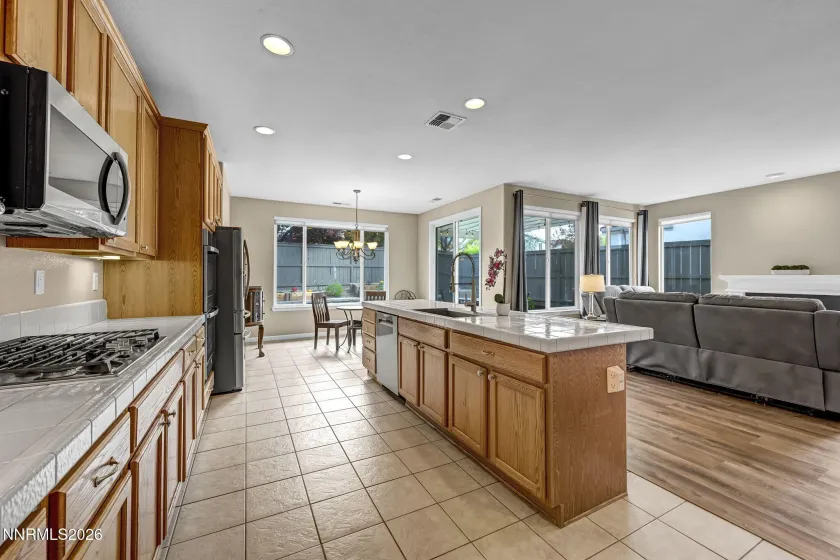 14010 Welsh Mountain, Reno, Nevada 89521, 4 Bedrooms Bedrooms, ,2 BathroomsBathrooms,Residential,Residential,Welsh Mountain,260004576