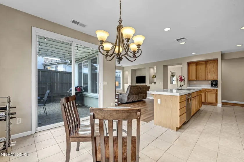 14010 Welsh Mountain, Reno, Nevada 89521, 4 Bedrooms Bedrooms, ,2 BathroomsBathrooms,Residential,Residential,Welsh Mountain,260004576