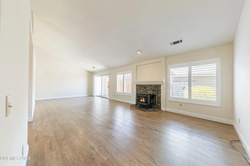 1797 Linden, Minden, Nevada 89423, 3 Bedrooms Bedrooms, ,2 BathroomsBathrooms,Residential,Residential,Linden,260004577