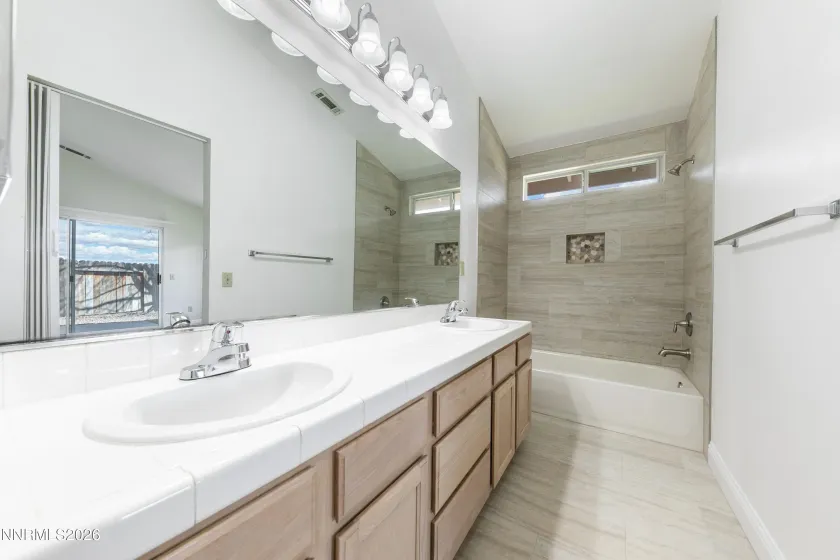 1797 Linden, Minden, Nevada 89423, 3 Bedrooms Bedrooms, ,2 BathroomsBathrooms,Residential,Residential,Linden,260004577