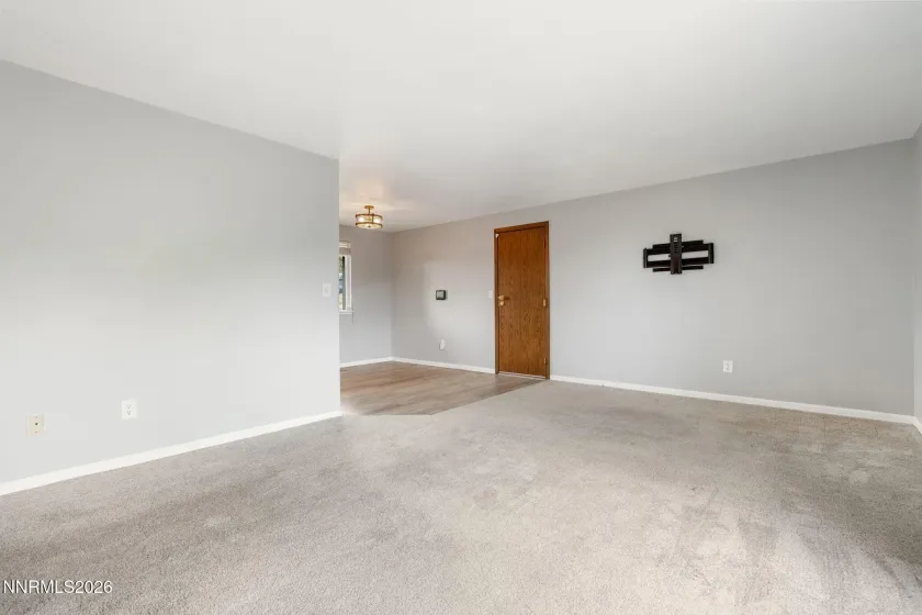 2255 Dakota, Reno, Nevada 89506, 3 Bedrooms Bedrooms, ,2 BathroomsBathrooms,Residential,Residential,Dakota,260004579