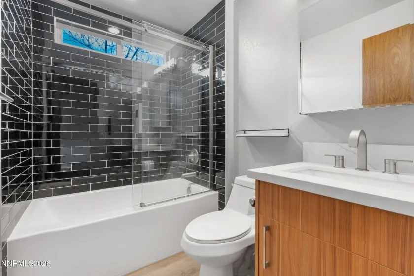 2255 Dakota, Reno, Nevada 89506, 3 Bedrooms Bedrooms, ,2 BathroomsBathrooms,Residential,Residential,Dakota,260004579